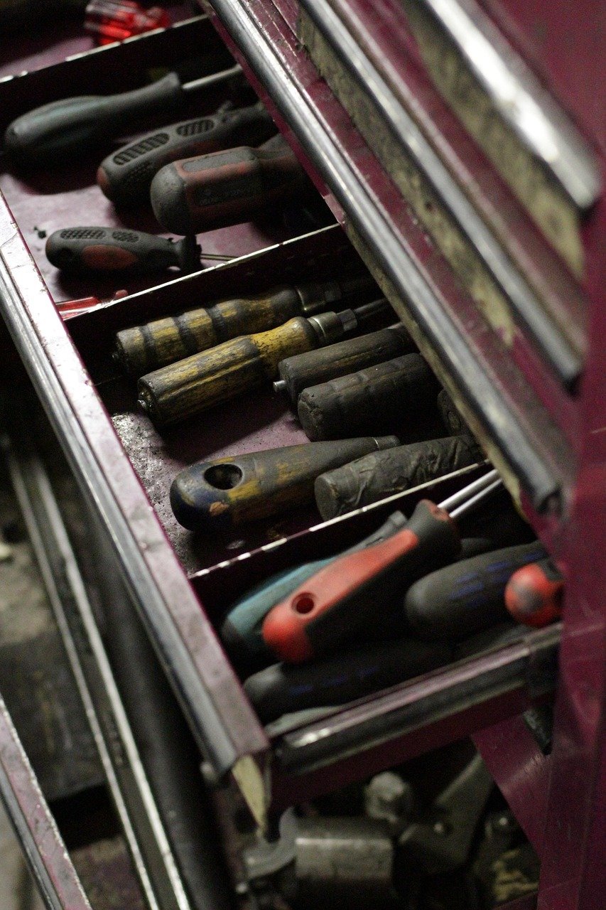 tool, car wallpapers, work, car, craft, automobile, mechanic, vehicle, workshop, mechanics, oily, metal, repair